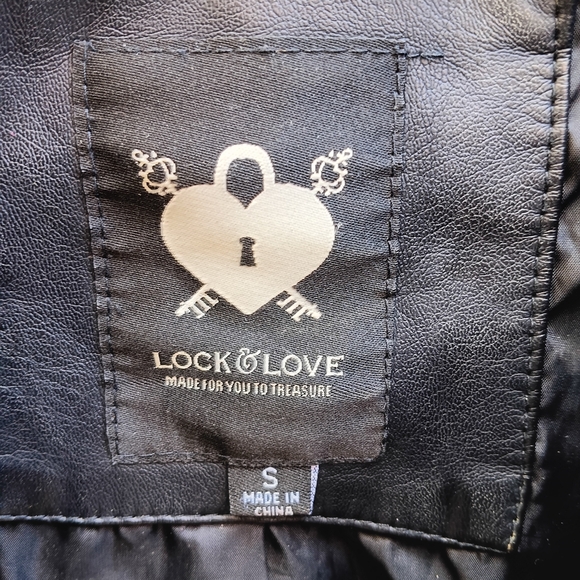 Lock and Love Women's Quilted Faux Leather Moto Biker Jacket - Picture 5 of 8